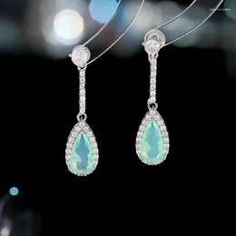 Pendientes colgantes Hada suave elegante gota de agua de circón simple para mujeres