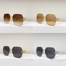 Marco de metal grande para mujer gafas de sol sombras lentes polarizadas gradiente diseñador gafas de sol versátil carta de compras gafas de sol accesorios de ropa hj053