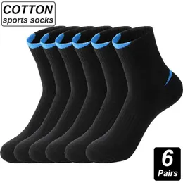 Sports Sports de alta qualidade 6pairs/lote penteado meias de algodão preto branco casual respirável coloração sólida meias esportes EUR 38-45 YQ240126