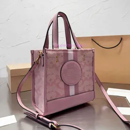 Kvinnors designer Coachs väskor Strawberry Print Totes Co Purse Handväska läderväskor Crossbody Kvinnliga shoppingväskor