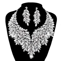 Lussuoso set di gioielli da sposa in stile Dubai con strass in cristallo dichiarazione nuziale color argento collana da ballo orecchino regalo di Natale 240125
