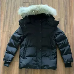 Piumini da uomo Veste Homme Outdoor Inverno Capispalla Jassen Grande pelliccia con cappuccio Fourrure Manteau Piumino Cappotto Hiver Designer canadese Pa 352