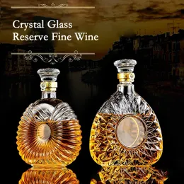 8001000ml Highgrade Square Decanter Dispenser Crystal Glass Bottle Wine With Screw Cap Auerator Mirror Jug Gift Bar Decoration Y240119