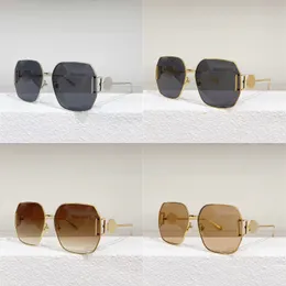 Metal Full Rame Luksusowe okulary przeciwsłoneczne Kobiety pokaz mody Osun Extass Damy Urocze wiele lentes de sol puste liste okulary przeciwsłoneczne Krótko Słońca Podróż HJ053