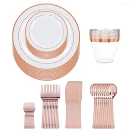 Set di stoviglie 70 pezzi Set di posate con montatura in oro rosa Piatti piani in plastica Coltello da dessert Forchetta Cucchiaio per feste di compleanno di nozze