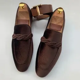 Men Loafers Fashionable Classic British Style Suede Deerskin Casual Dress Brooch Twisted Personality Small Leather Shoes