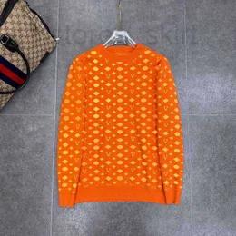 Erkek Sweaters Tasarımcısı 2024 Sonbahar için Mens Kış uzun kollu kapüşonlu hip hop sweatshirts Erkek Kadın Günlük Giysiler Asya Boyutu M-XXXL CNJW