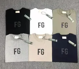 FG T-shirt firmate da donna per uomo T-shirt stereoscopica in silicone Lettera Casual Top maglietta a maniche corte Primavera Estate Hip Hop T-shirt allentata di marca di moda