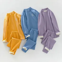 Niños pequeños Ropa interior térmica Pijamas Sólido Invierno Cálido Salón Niño Niña Pijamas casuales Niños Ropa de dormir cálida Ropa para niños 240118