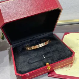 Bracciale di design bracciale braccialetti di lusso ampio braccialetto aperto con diamante singolo temperamento semplice moda centinaia di bracciale dal design raffinato