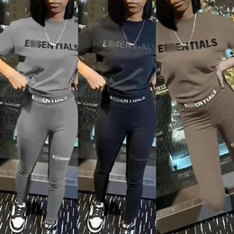 Yaz Kadın Trailtsits Ess Tasarımcı Yoga Takım Tişört Şüphesi 2 Parça Seksi Kadın En İyi Moda Tshirt Pantolon Takım Tee 3D Baskı Sıkı Tasarımcı Yuvarlak Boyun Lüks Giyim