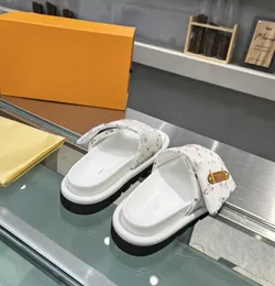 Sandálias de grife chinelos verão homens mulheres sapatos em forma de slides multicolor palmilha moldada em sola de borracha tonal preta com relevo no lado externo