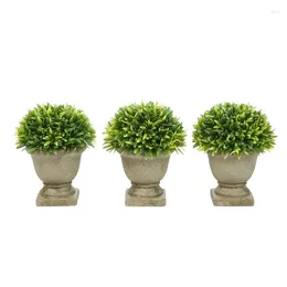 Fiori decorativi Pianta artificiale di erba podocarpus in vaso di cemento - Set topiaria in vaso ornamentale finto per interni rotondo di 3 7,5"