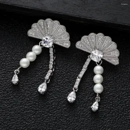 Dangle Earrings الهندسة الشهيرة التصميم الشهير مروحة فاخرة كاملة كاملة رصف الزركونيا الزورق الزفاف حلق الأزياء المجوهرات e5411