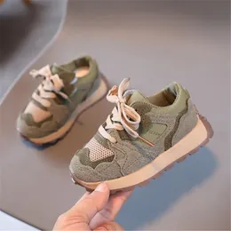 Scarpe sportive belle per bambini 2024 Primavera/Estate nuove scarpe da corsa alla moda per ragazzi Scarpe casual per ragazze