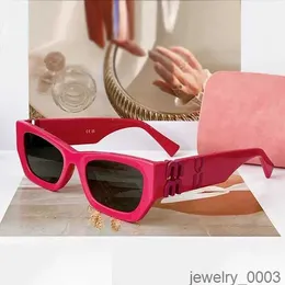 Miumius Designer Sunglasses for Women Oval Muiサングラストップレディースブティック