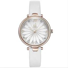 Shengke Brand Casual Simple Fan Quartz Studenter Titta på liv Vattentät diamantmarkör 30mm Diameter Womens Watches 8047283m