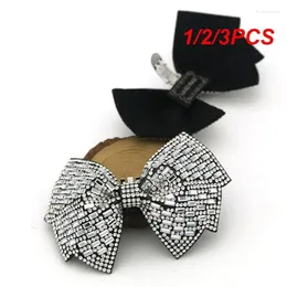 Hundebekleidung 1/2 / 3PCS Fahion Exquisite Dekoration Haustier Bowtie Bowknot Glänzendes verschiebbares Halsband für Hunde Katzenbedarf