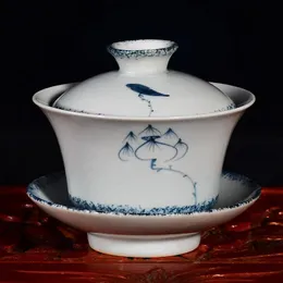 手描きのレトロなガイワンブルーと白の磁器茶カバーJingdezhen Ceramic Sancai Tea Bowl Antional TeaCup332X