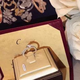 Anel designer anel de jóias de luxo anéis para mulheres anel de diamante completo prata esterlina diamantes de alto carbono micro-configuração textura de ouro real versátil e bonito