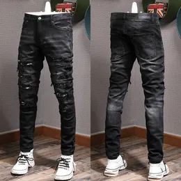 Jeans dal design elasticizzato in denim Biker Fit per uomo Slim Painted Patch Trim Gamba Pantaloni da cowboy Jeans viola maschili Strade alla moda di alta qualità Hip Hop Marchio originale 863