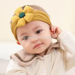 Нейлоновая повязка на голову с цветочным рисунком для маленьких девочек, повязка на голову для новорожденных, реквизит для фотосессии, головные уборы с цветами и волосами, широкая мягкая нейлоновая повязка для младенцев
