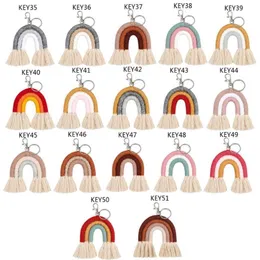 女性用の虹のキーチェーンの織りタッセルマクラメキーリングキーホルダージュエリー304x