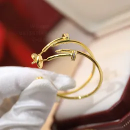 Brincos de unhas finas para mulheres designer agulha de prata anti alérgica 5A reproduções oficiais moda estilo clássico luxo diamante moda com caixa 003