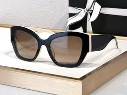 Projektant mody 6058 Okulary przeciwsłoneczne dla kobiet retro dwukolorowe patchwork octan kwadratowy spolaryzowane okulary modne osobowości anty-ultrafiolet są wyposażone w obudowę