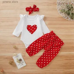 Set di abbigliamento 3 pezzi vestiti per neonata Set di vestiti per neonata con stampa cuore d'amore pagliaccetto a maniche lunghe + pantaloni vestito per bambina