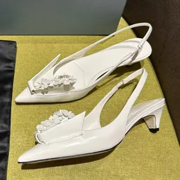 Flores decoram sapatos de salto alto para mulheres couro genuíno gatinho saltos apontados dedo do pé festa casamento sapatos noiva