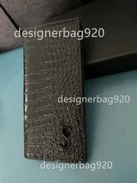 Designer plånbok bärbar dator Case Card Holder Fashion Crad Bästa märken för väskor Pass Port Holder Luxury Bag Ladies Handväska mobiltelefonplånbok Purse med axelrem