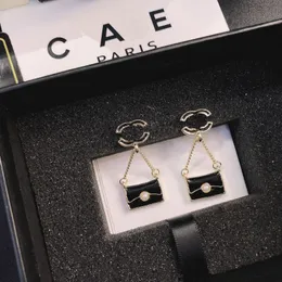 Schwarzer Luxus-Taschen-Charm-Ohrring für Damen, Boutique-Designer-Schmuck, Anhänger-Ohrring für Damen, eleganter Luxus-Geschenkschmuck, klassisches Design, Vintgae-Ohrringe mit Box