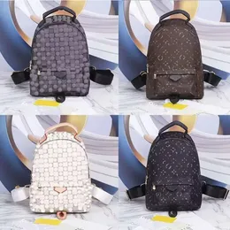 2023 Novos sacos de ombro de alta qualidade PU Couro Mochila Bolsa Mulheres Designer Mochilas Sacos Moda Casual Mulheres Pequenas Mochila Estilo M44873