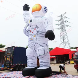 Atividades ao ar livre 8mH (26 pés) Com soprador astronauta inflável gigante com luz led Grande publicidade astronauta Cartoon para venda