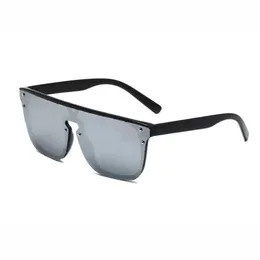 Gafas de sol de diseño completo Gafas de sol de marca de lujo Sombras al aire libre Marcos de PC Moda Clásico Anteojos de dama Hombres y mujeres Glass205I