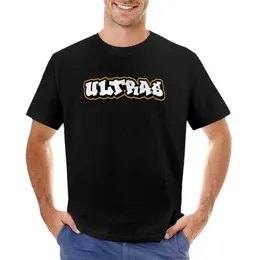 メンズTシャツUltrasグラフィティ - 現代のサッカーサポーターTシャツヴィンテージ服の男性Tシャツに対して