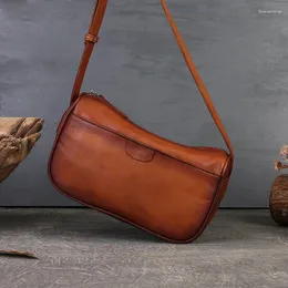 Bolsas de compras Bolsa de cuero de vaca hecha a mano Cuero de cuero Nicho de alto grado Hombro 2024 Crossbody para mujeres