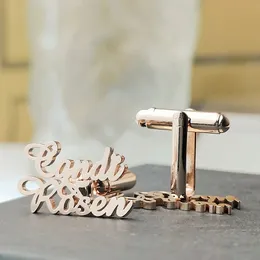 Nome personalizado Nome personalizado Mulheres Man Jóias Alfabeto Cufflinks Aço inoxidável Botão de manguito Presentes de casamento personalizados Cufflinks 240124