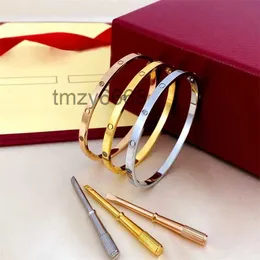 Bransoletka designerska moda luksusowa biżuteria bransoletki 18K Rose Gold Srebrne Tytanowe Diamentowe Banles Banles dla mężczyzn kobiety 15 cm-22cm 6u36