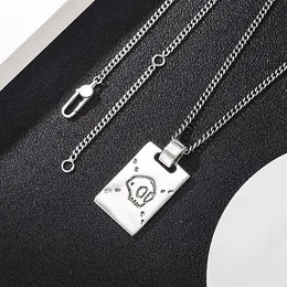 925 Sterling Silver Skull Netclace Retro Sterling Silver Silver Square Square Square Necklace Men and Women Fashion Elf Pendant NEC269B