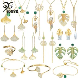 Strängar Original 2024 Fantastiska örhängen med logotyp Fina smycken Set Charm Symbol Tropical Parrot Lotus Halsband Armband för kvinnors gåva