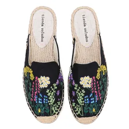 Satış Üst pamuklu kumaş kauçuk çiçek yaz kapalı terlik katırlar pantufa kadın espadriles düz ayakkabı terlikleri için