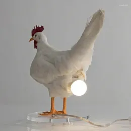 Luci notturne Lampada per uova di gallina Gallo Luce a LED USB Tavolo in resina Camera da letto Soggiorno Scrivania Ornamenti nordici Decorazione della casa