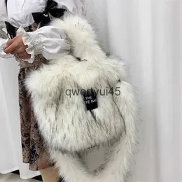 Shoulder Bags Japan Style Faux Fur Tote Bags Women Luxury Designer andbag Purse 2024 New In Imitation Rex Rabbit Fur Leer Underarm Soulderqwertyui45