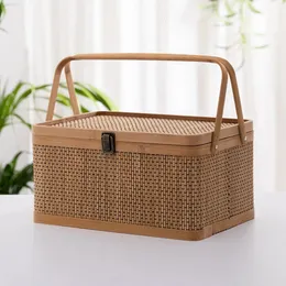 Woven Storage Basket Handheld Bread Fruit Bamboo Rattan Picnic Cake Snacks Tray Egg Container 240125