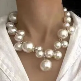 Xialuoke Vintage Hyperbole Bead Pearls Halsband i benkedjan Kvinnor Elegant Pendant Bride Jewelry 240125