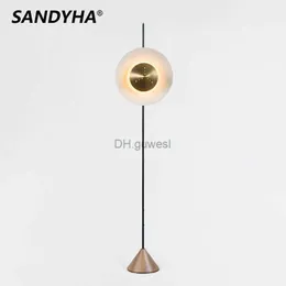 مصابيح الأرضية Sandyha Lampara de Pie Salon طاولة حديثة ضوء لغرفة المعيشة LED LED بسيطة عباد الشمس على طراز الأرضية مصباح LAMPE CHEVET YQ240130