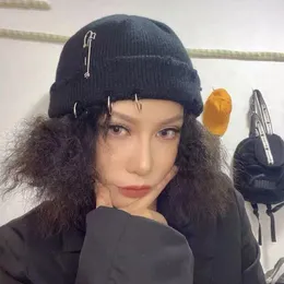 Berets bonito diabo malha gorro chapéu ins harajuku sólido tricô boné outono inverno streetwear mulheres chapéus y2k buraco grunge