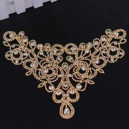 목걸이 웨딩 드레스 스커트를위한 대형 Vshaped Crystal Patch Rhinestone Neckline Flashing Belly Dance Girdle Decorative Applique